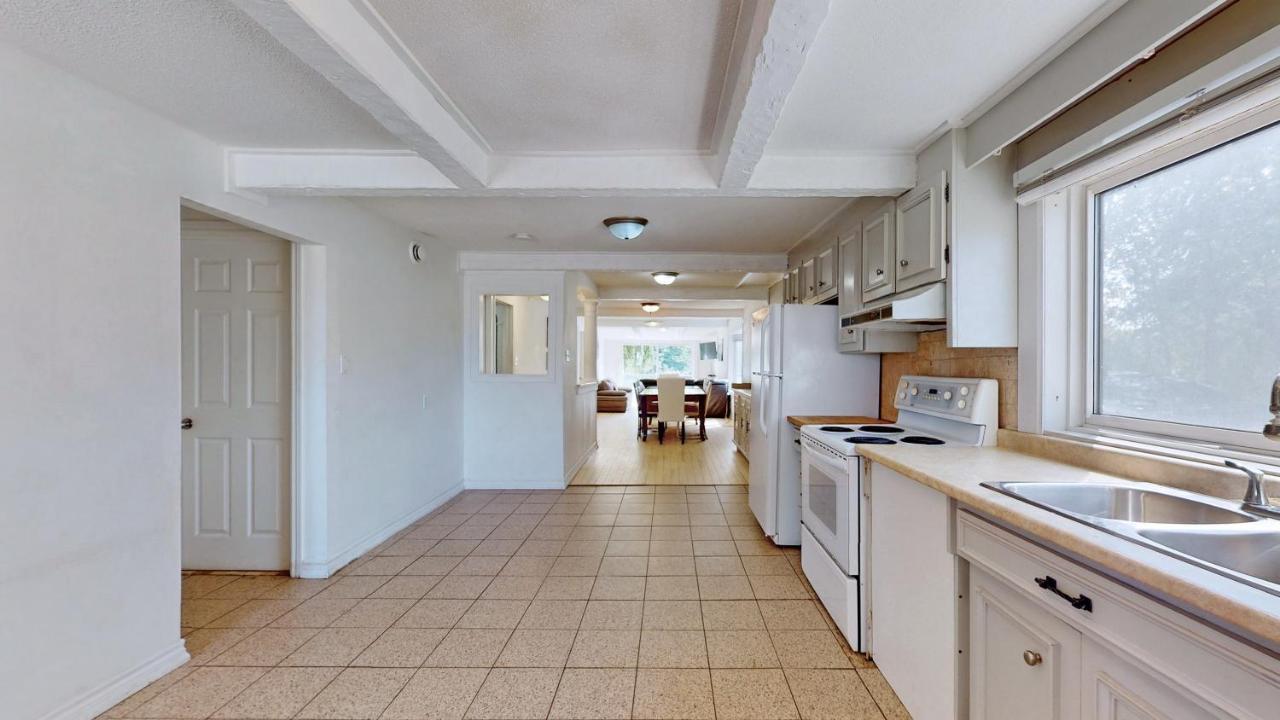 Main Beach River Retreat - Wasaga Beach 1 - Main Strip - 95 Mosley St Luaran gambar
