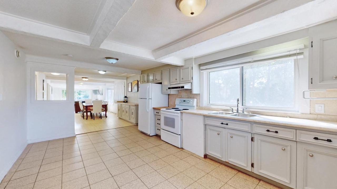 Main Beach River Retreat - Wasaga Beach 1 - Main Strip - 95 Mosley St Luaran gambar