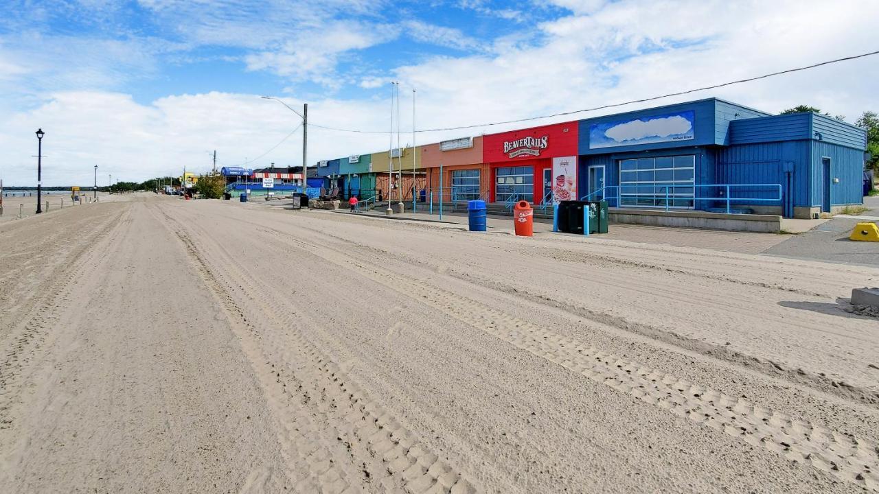 Main Beach River Retreat - Wasaga Beach 1 - Main Strip - 95 Mosley St Luaran gambar